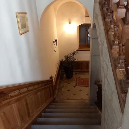 Les Meubles Du Colombier Lejlighed Lons-le-Saunier Eksteriør billede